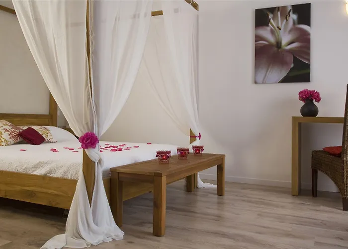 Готель Golfe & Porto-vecchio Порто-Веккіо