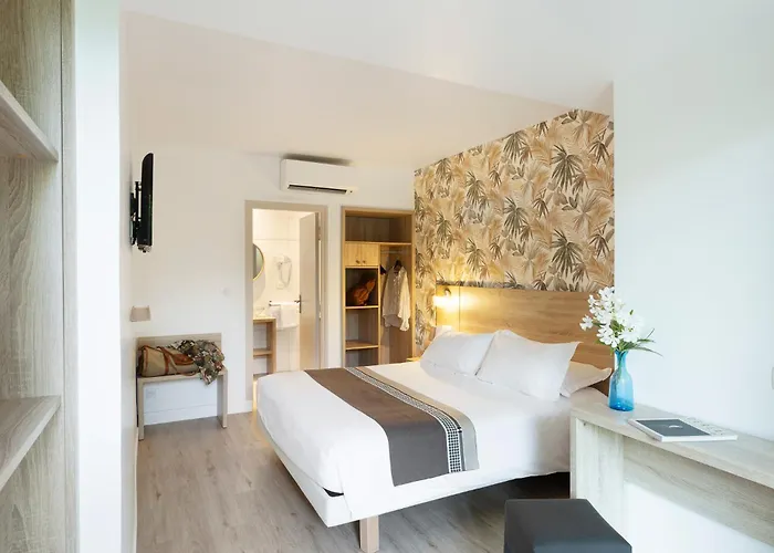 Готель Golfe & Porto-vecchio